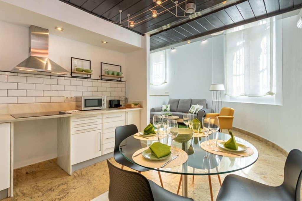 세비야 Becas Alameda Duplex By Valcambre 아파트 외부 사진
