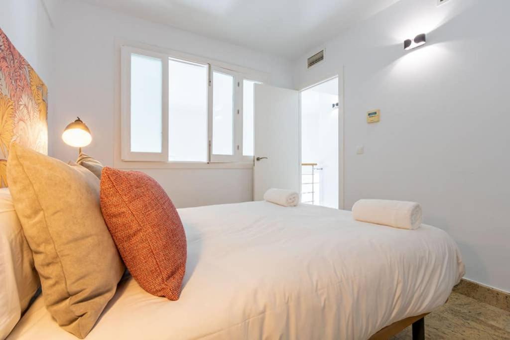세비야 Becas Alameda Duplex By Valcambre 아파트 외부 사진
